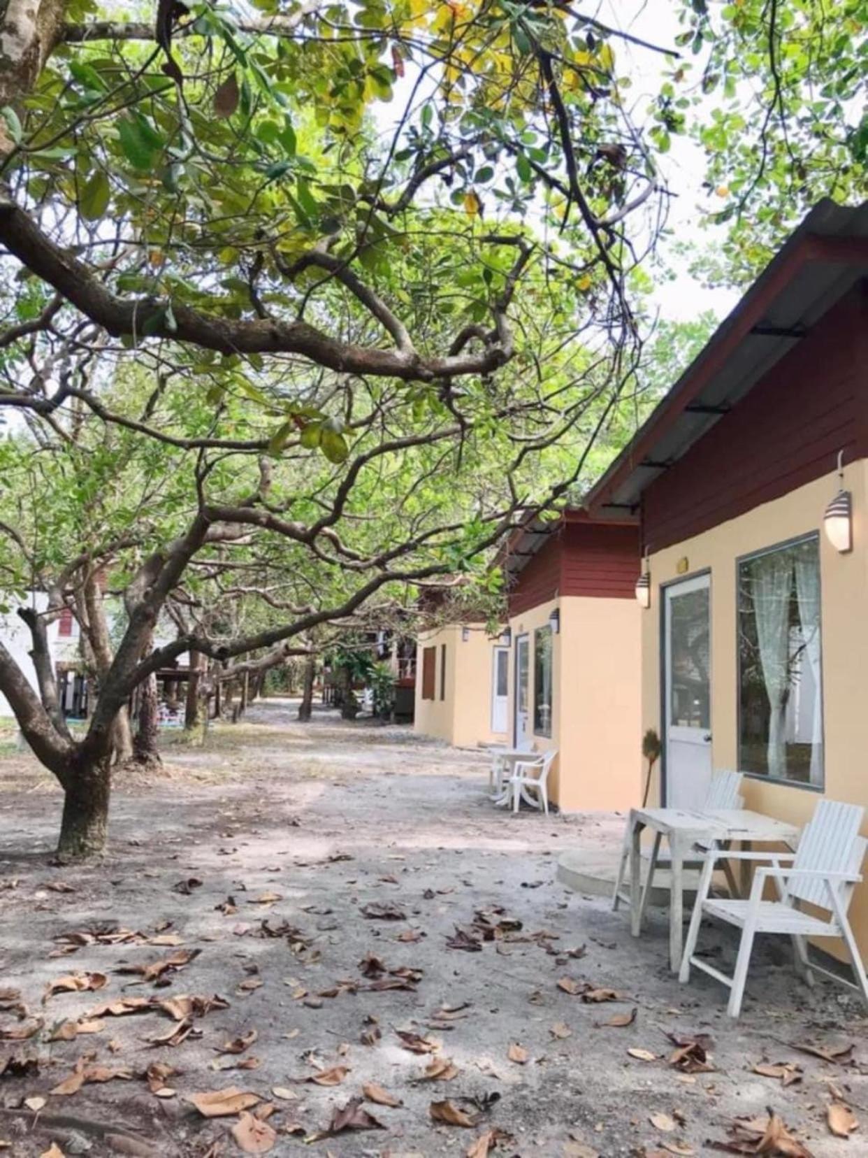 Lucky Resort Koh Phayam Zewnętrze zdjęcie