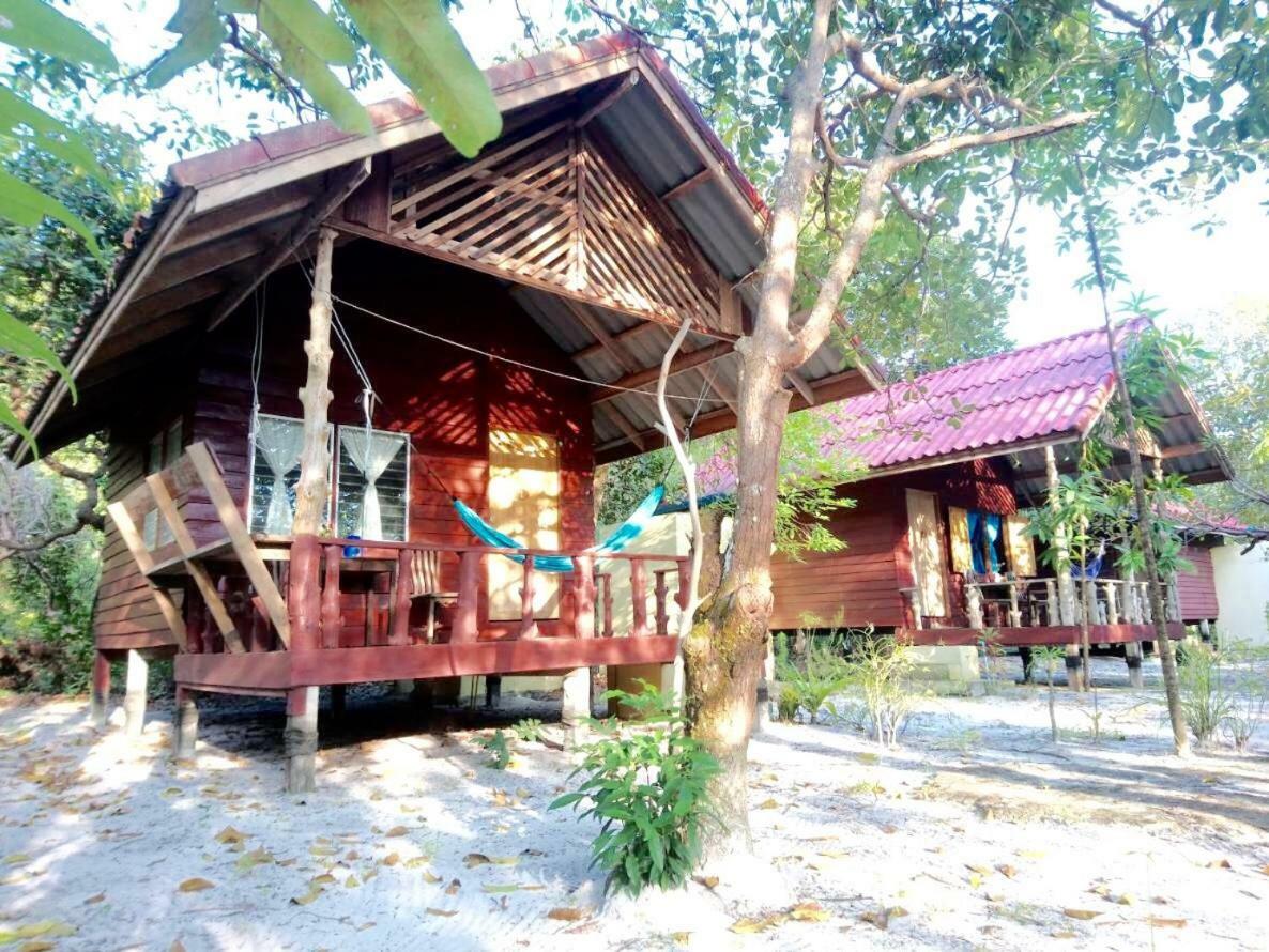 Lucky Resort Koh Phayam Zewnętrze zdjęcie